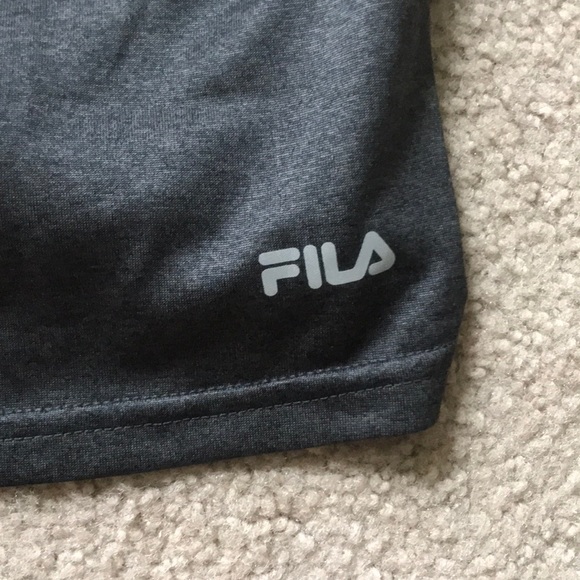 Women’s Razorback tank - Picture 2 of 7